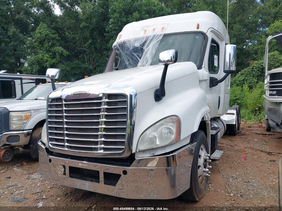 2013 FREIGHTLINER CASCADIA 125
