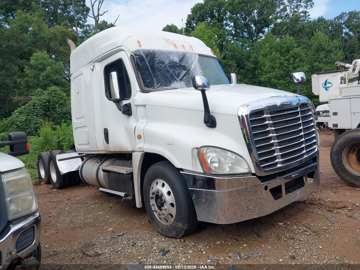 2013 FREIGHTLINER CASCADIA 125 — снимка 2