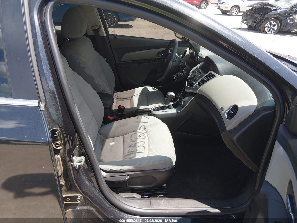 2016 CHEVROLET CRUZE LIMITED 1LT AUTO — снимка 5