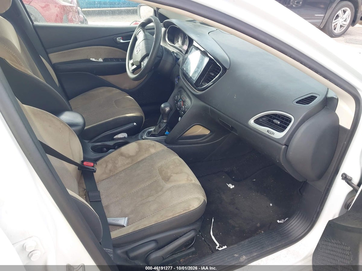 2016 DODGE DART SXT — photo 5