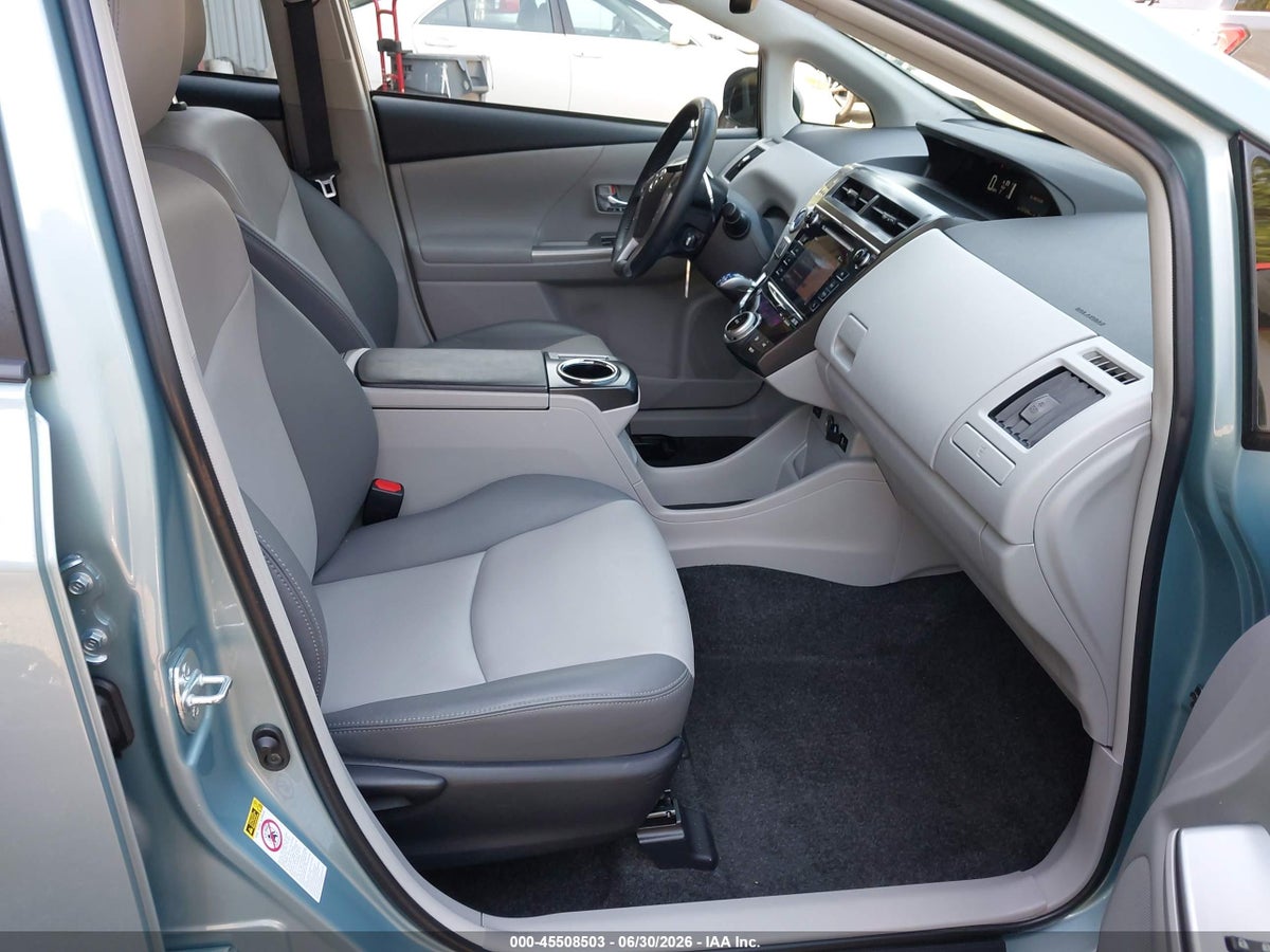 2017 TOYOTA PRIUS V FOUR — снимка 5