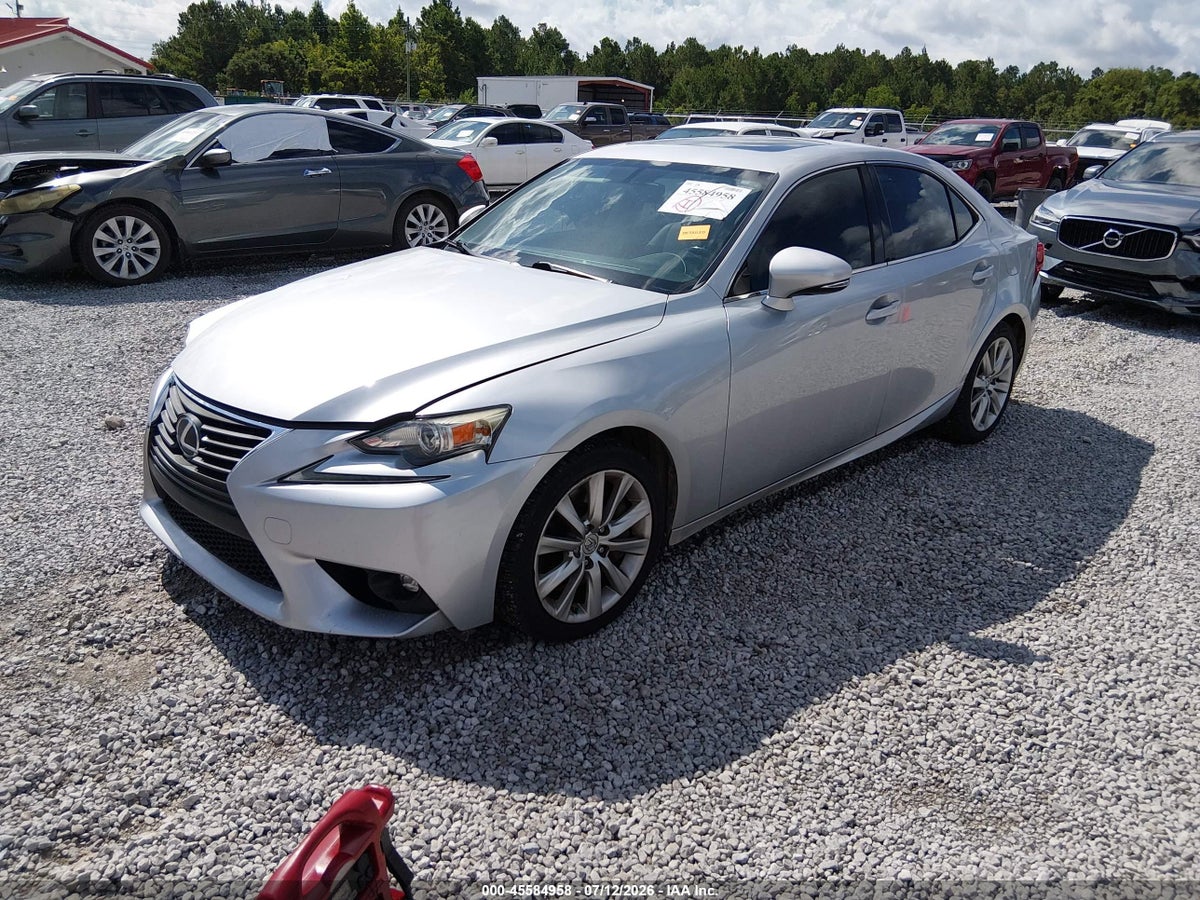 2016 LEXUS IS 200T — снимка 2