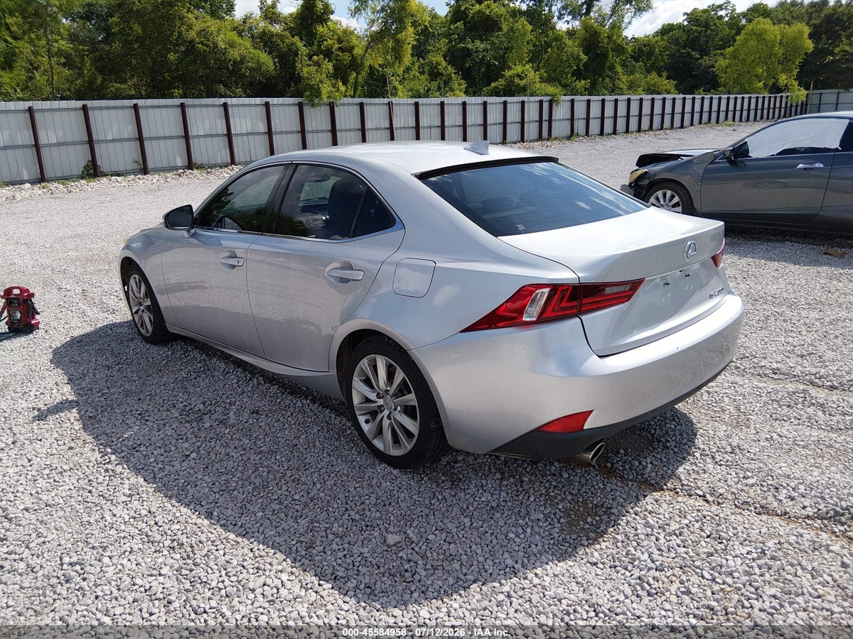 2016 LEXUS IS 200T — снимка 3