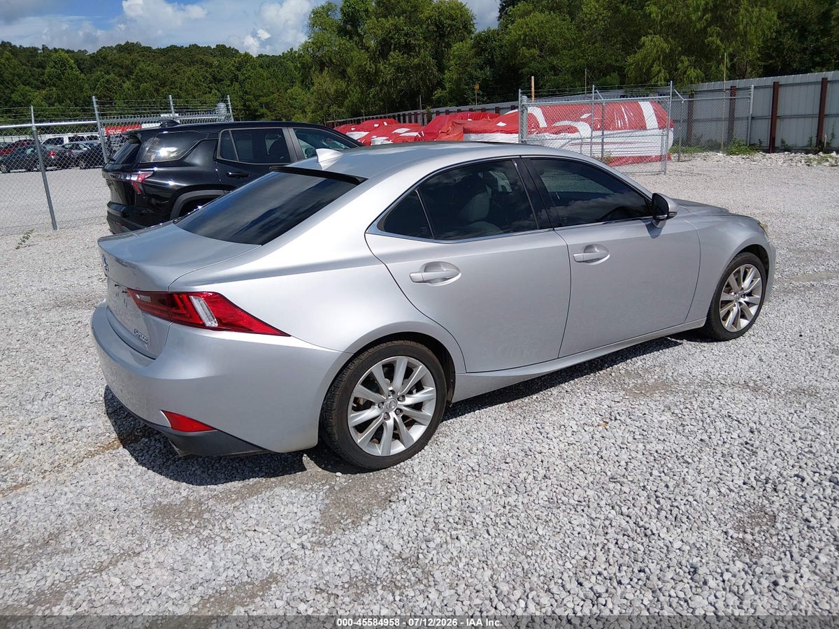 2016 LEXUS IS 200T — снимка 4