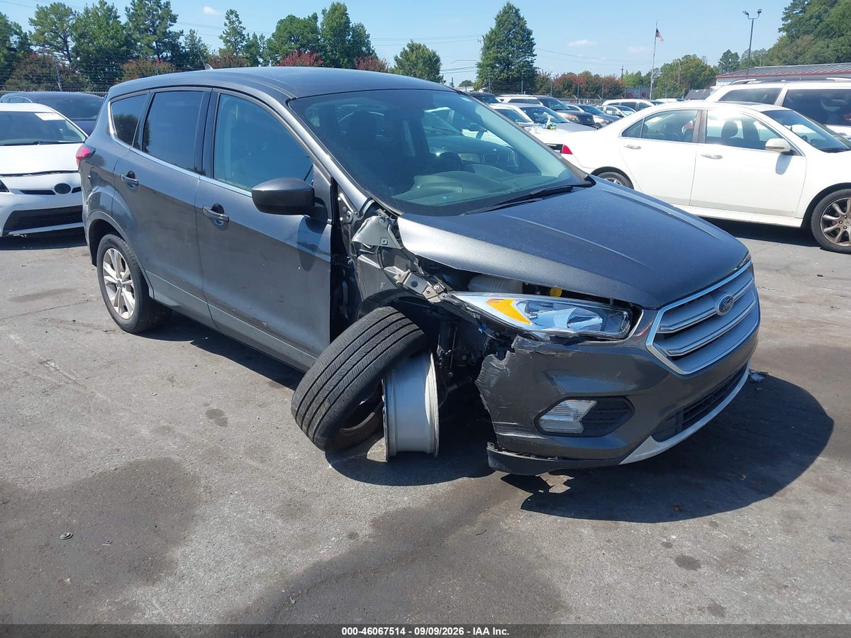 2019 FORD ESCAPE SE