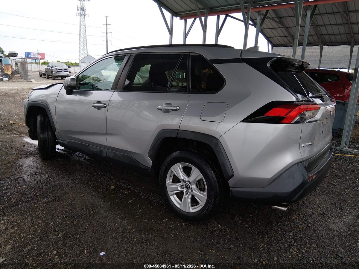 2019 TOYOTA RAV4 XLE — снимка 3