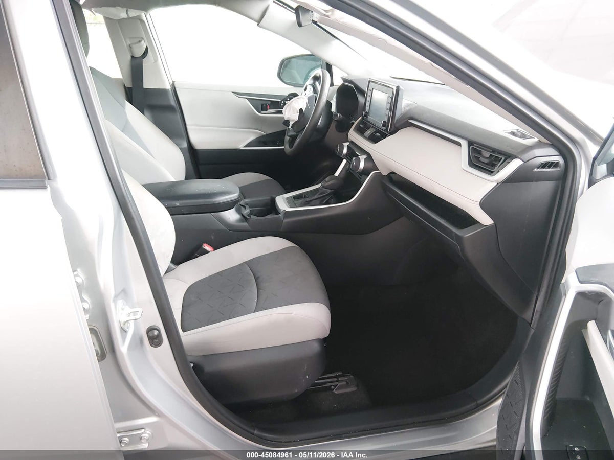 2019 TOYOTA RAV4 XLE — снимка 5