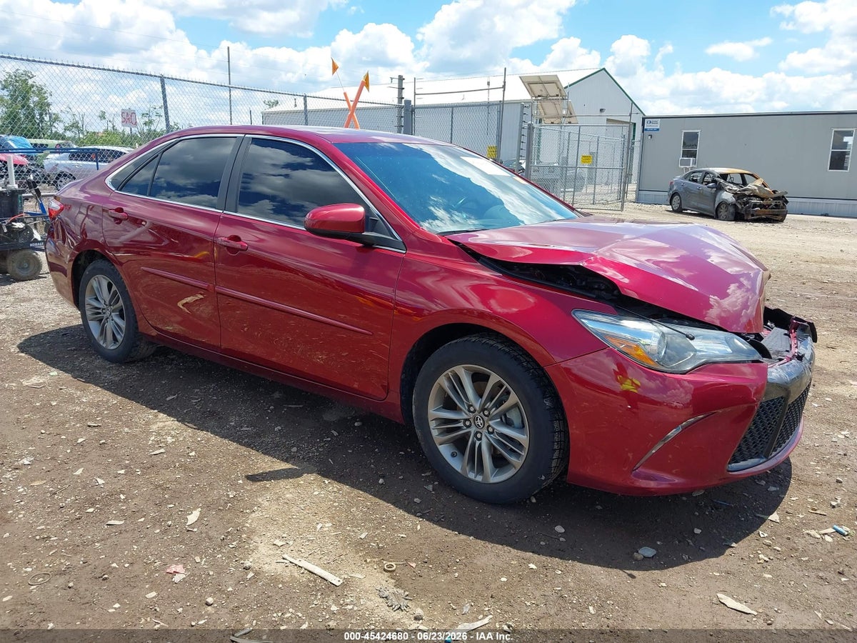 2017 TOYOTA CAMRY SE