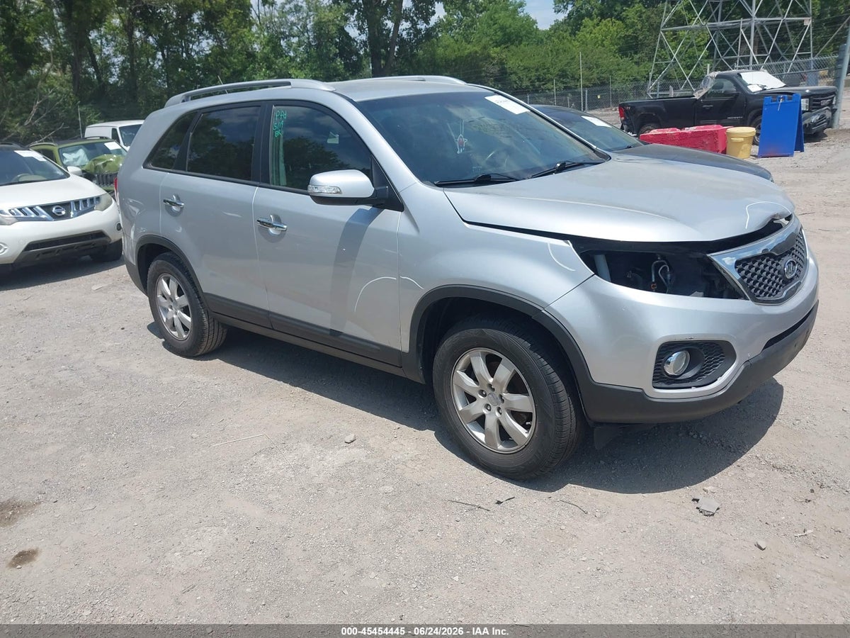 2012 KIA SORENTO LX