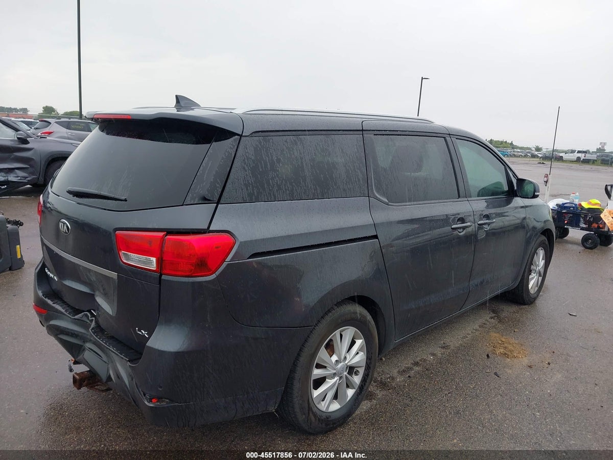 2017 KIA SEDONA LX — снимка 4