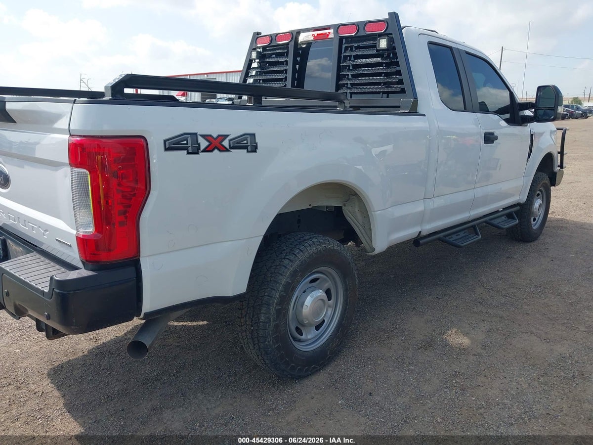 2017 FORD F-250 XL — снимка 4