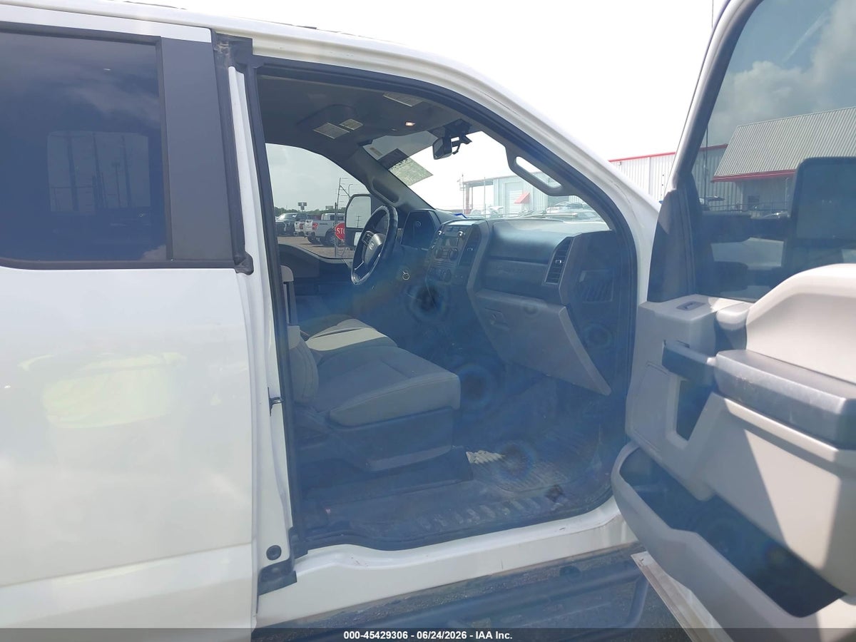 2017 FORD F-250 XL — снимка 5