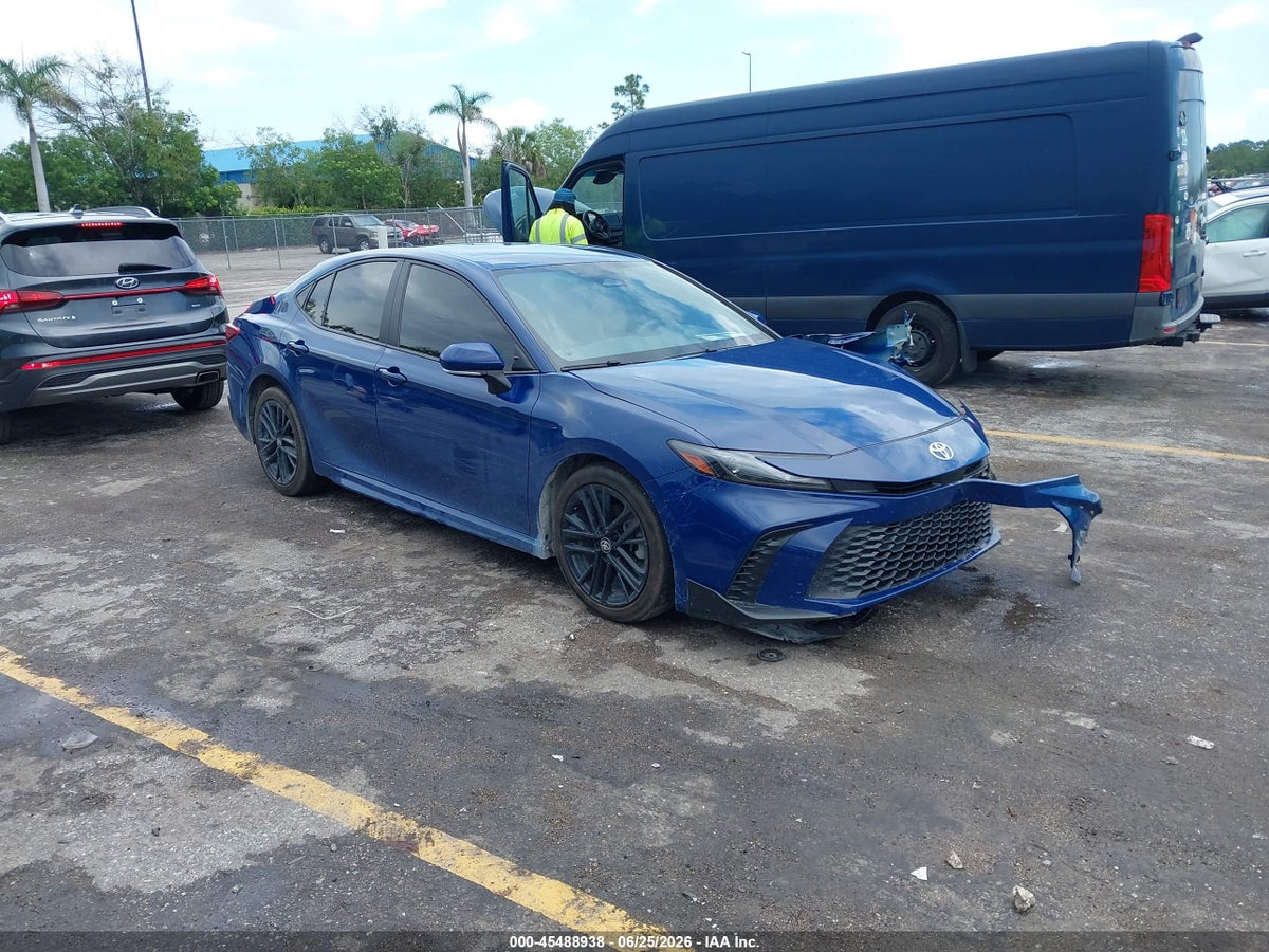 2025 TOYOTA CAMRY SE