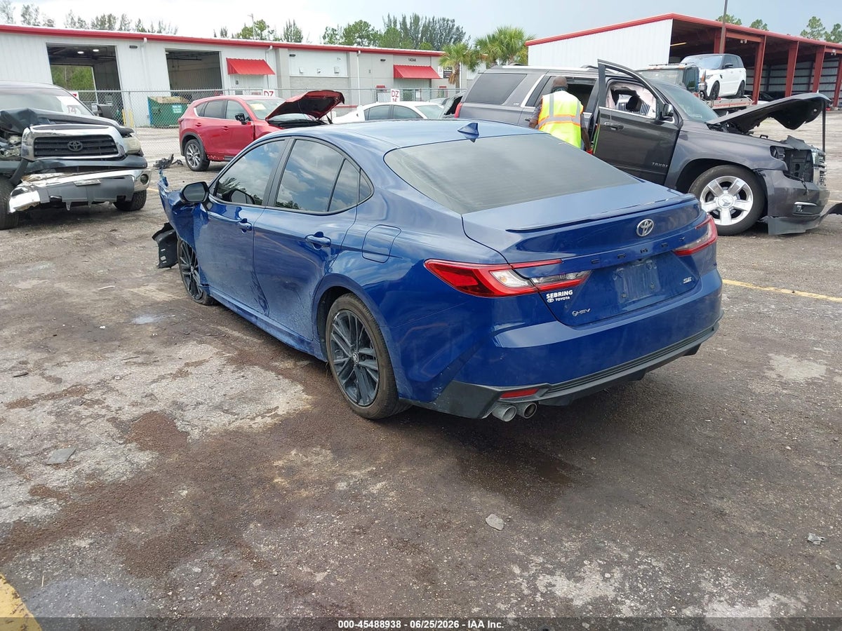 2025 TOYOTA CAMRY SE — снимка 3