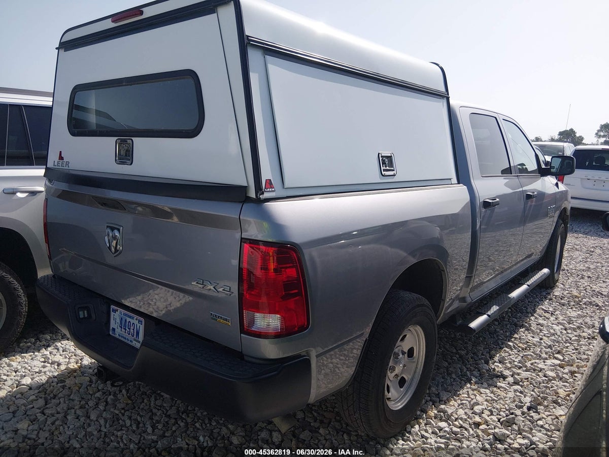2019 RAM 1500 CLASSIC TRADESMAN 4X4 5'7 BOX — снимка 4
