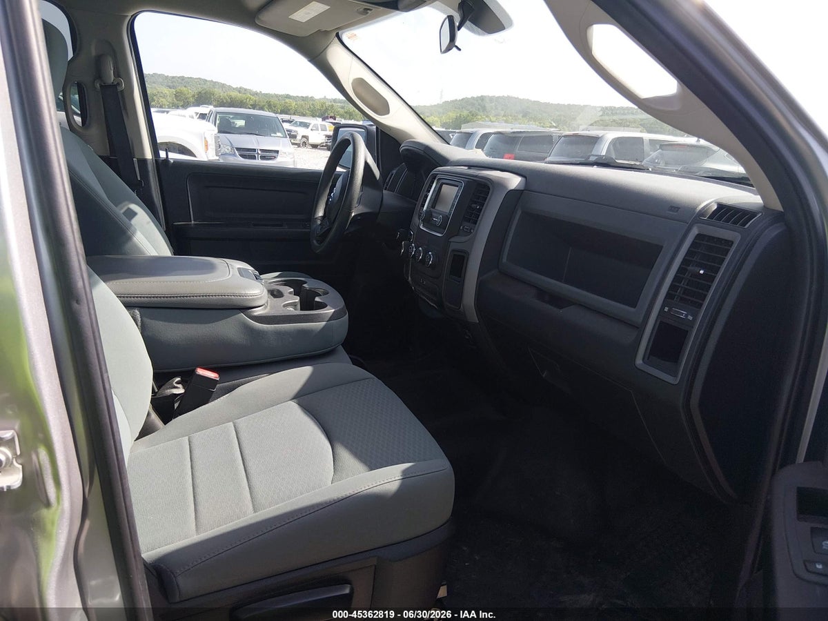 2019 RAM 1500 CLASSIC TRADESMAN 4X4 5'7 BOX — снимка 5