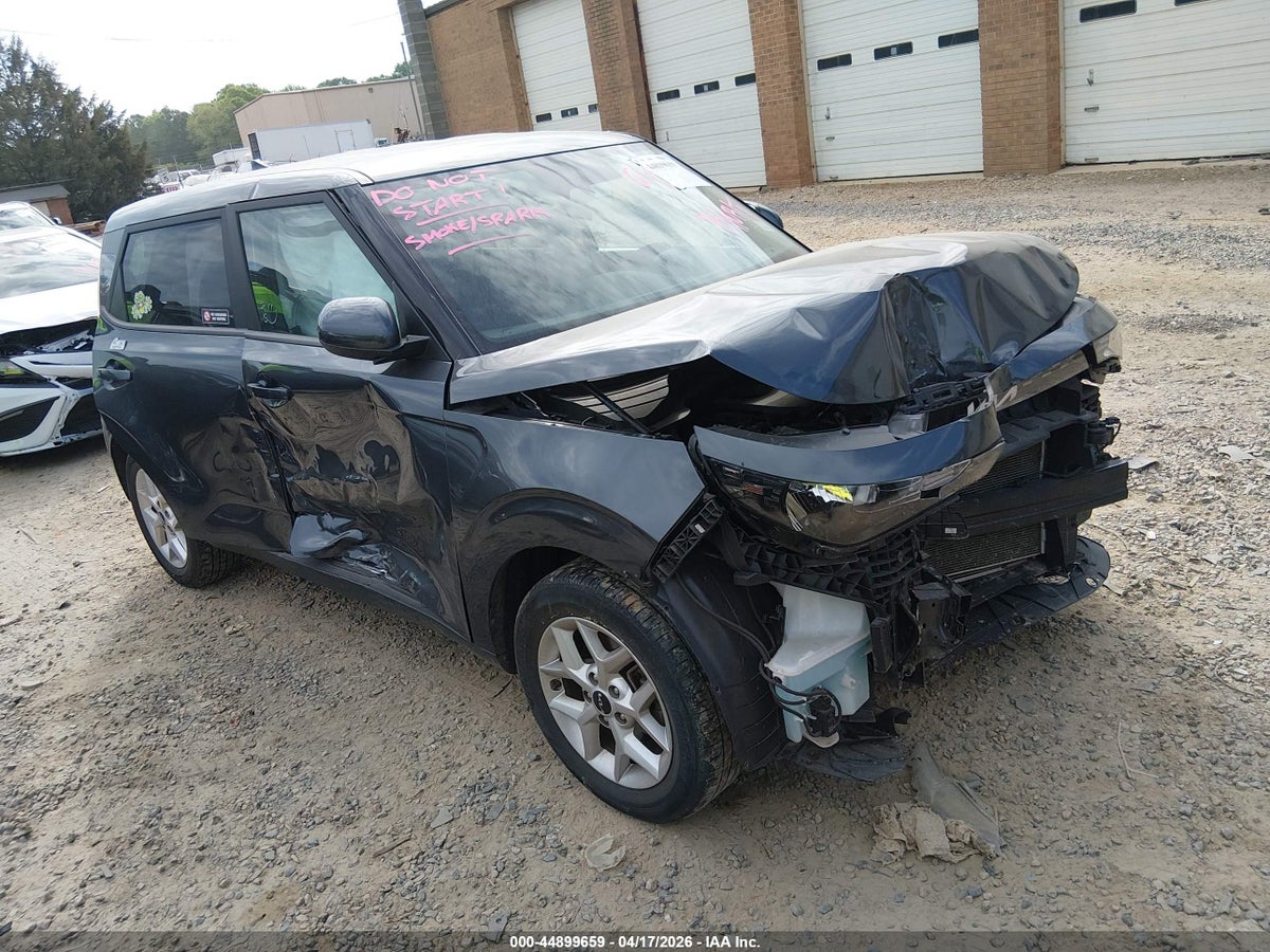 2023 KIA SOUL LX