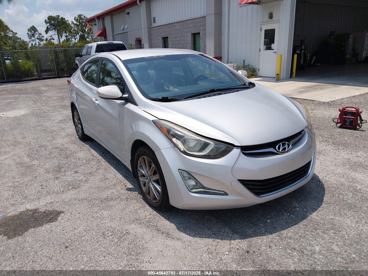 2015 HYUNDAI ELANTRA SE