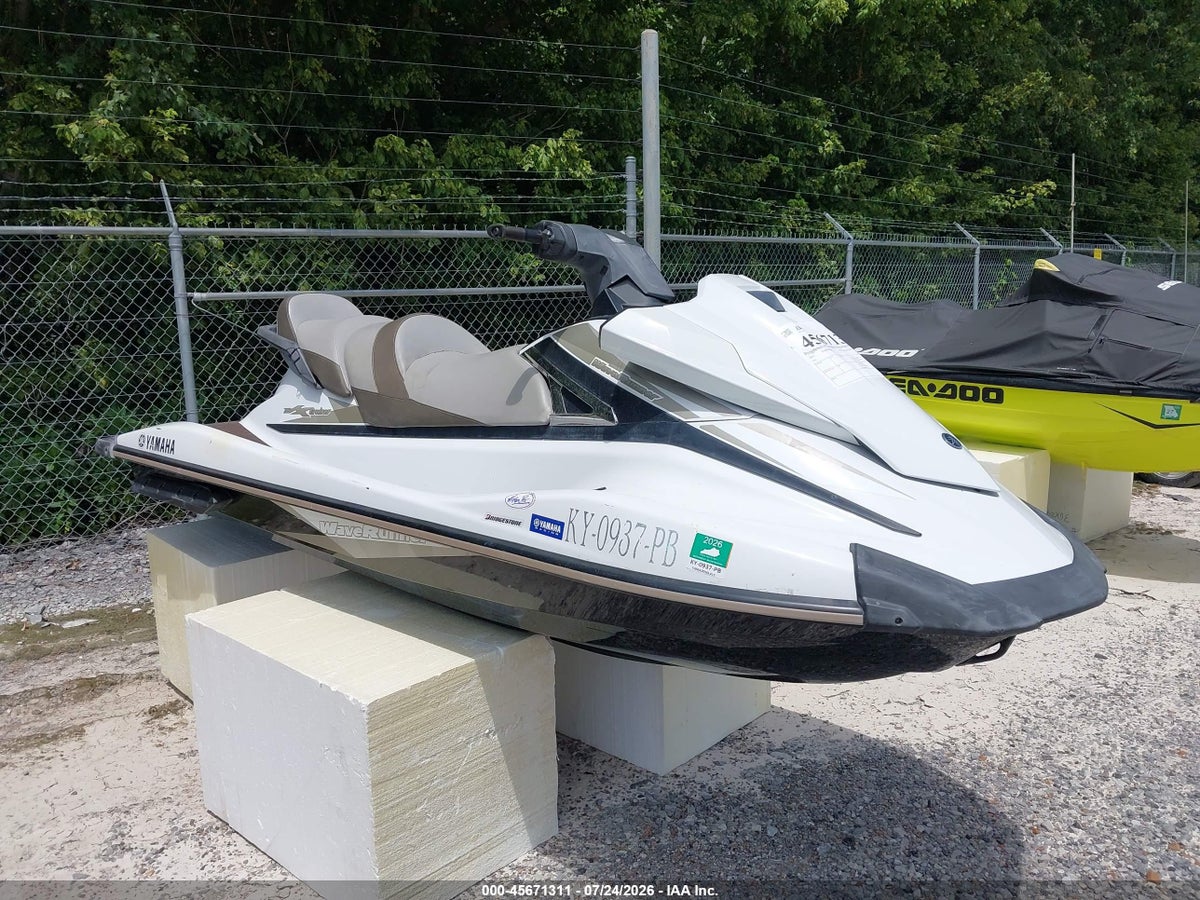 2015 YAMAHA VX CRUISER HO