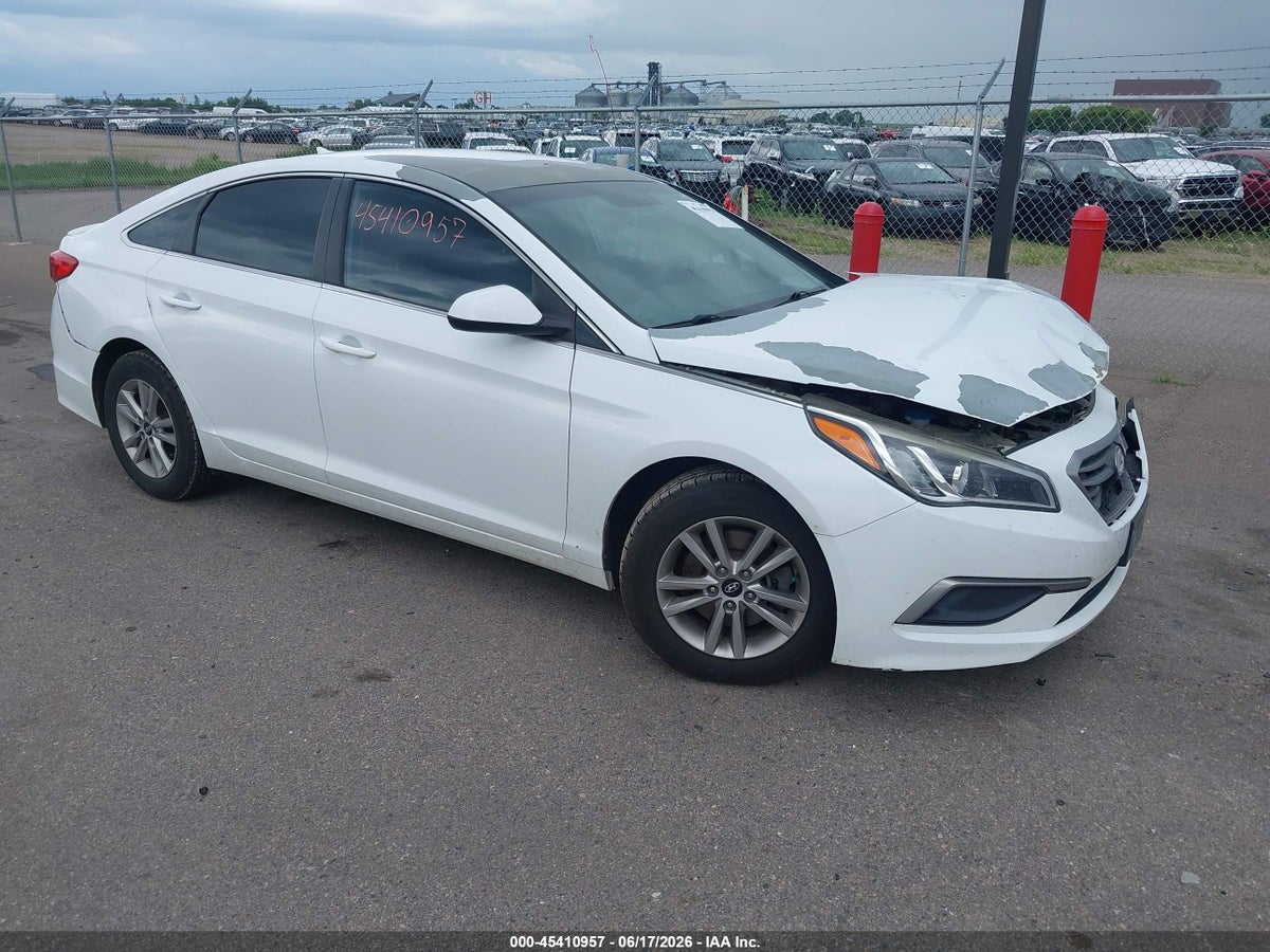 2016 HYUNDAI SONATA SE