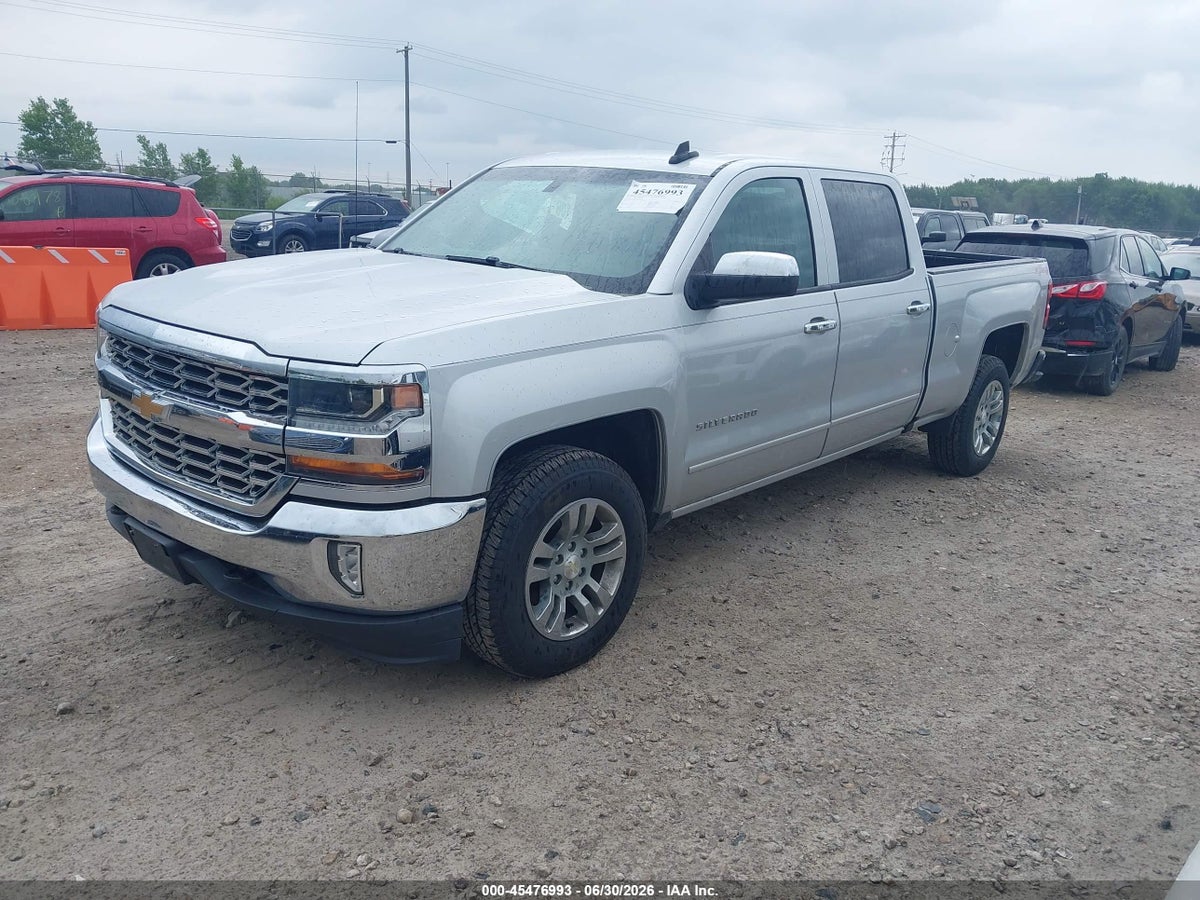 2017 CHEVROLET SILVERADO 1500 LT — снимка 2