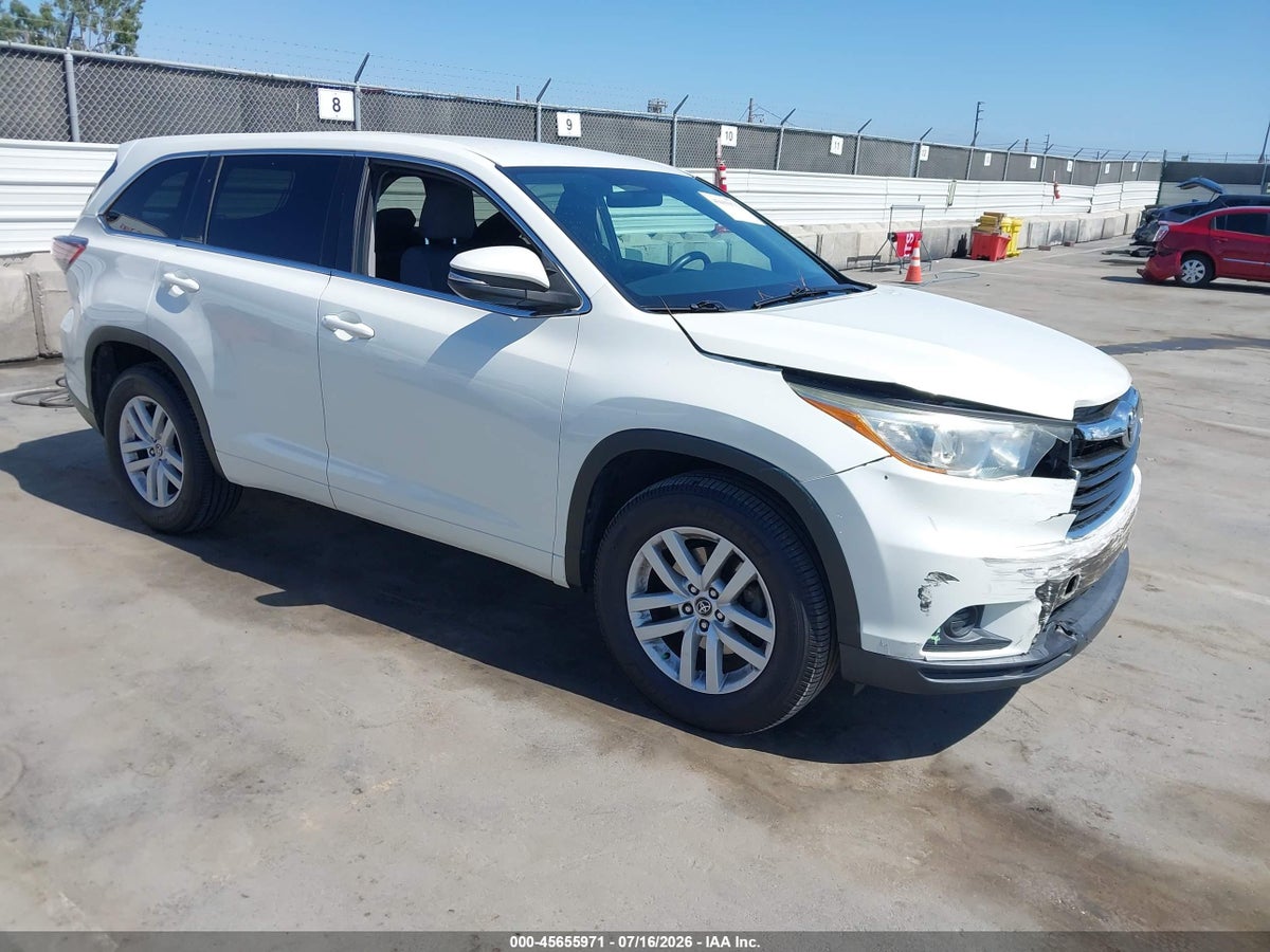 2016 TOYOTA HIGHLANDER LE