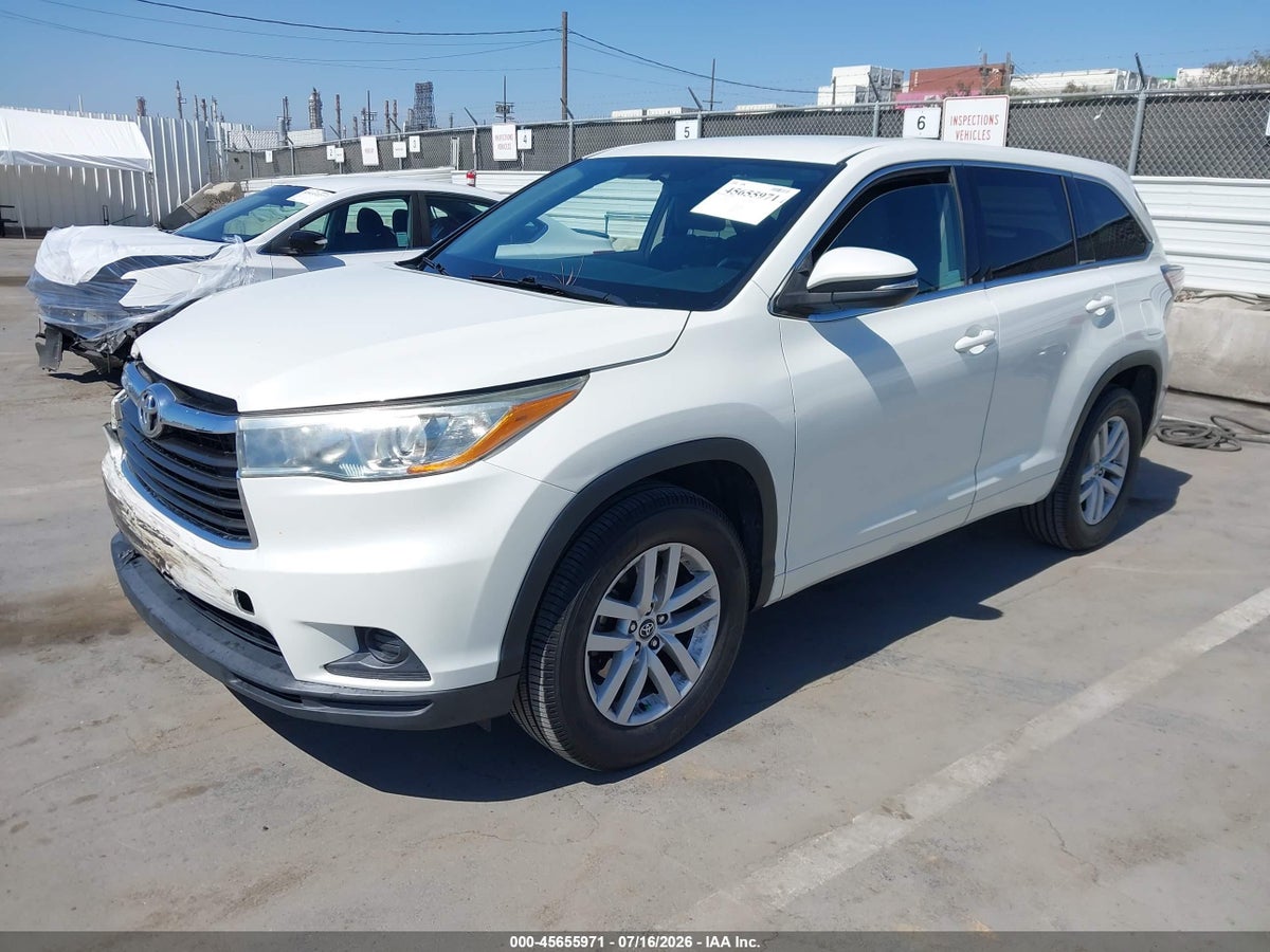 2016 TOYOTA HIGHLANDER LE — снимка 2