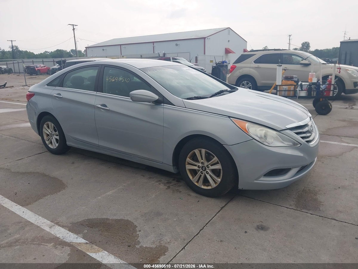 2013 HYUNDAI SONATA GLS