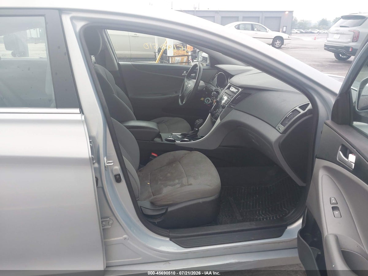2013 HYUNDAI SONATA GLS — снимка 5