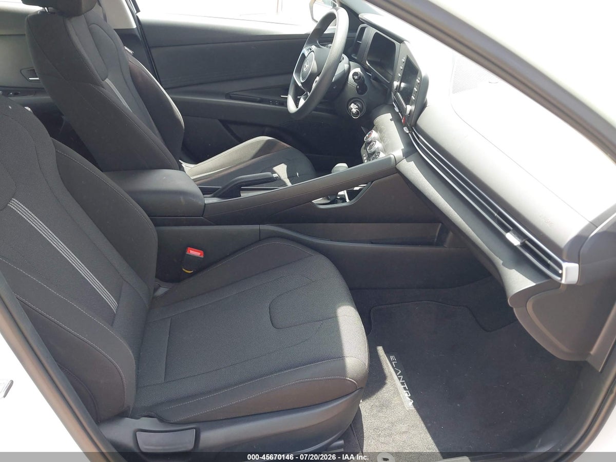 2025 HYUNDAI ELANTRA SE — снимка 5