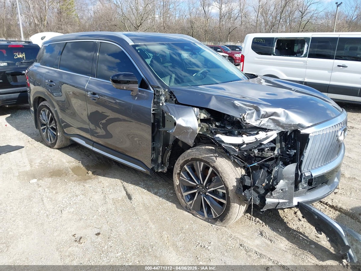 2026 INFINITI QX60 LUXE