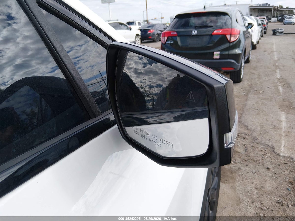 2025 KIA SPORTAGE X-LINE — снимка 5