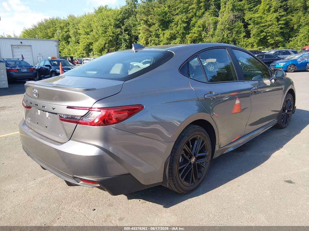 2025 TOYOTA CAMRY SE — снимка 4