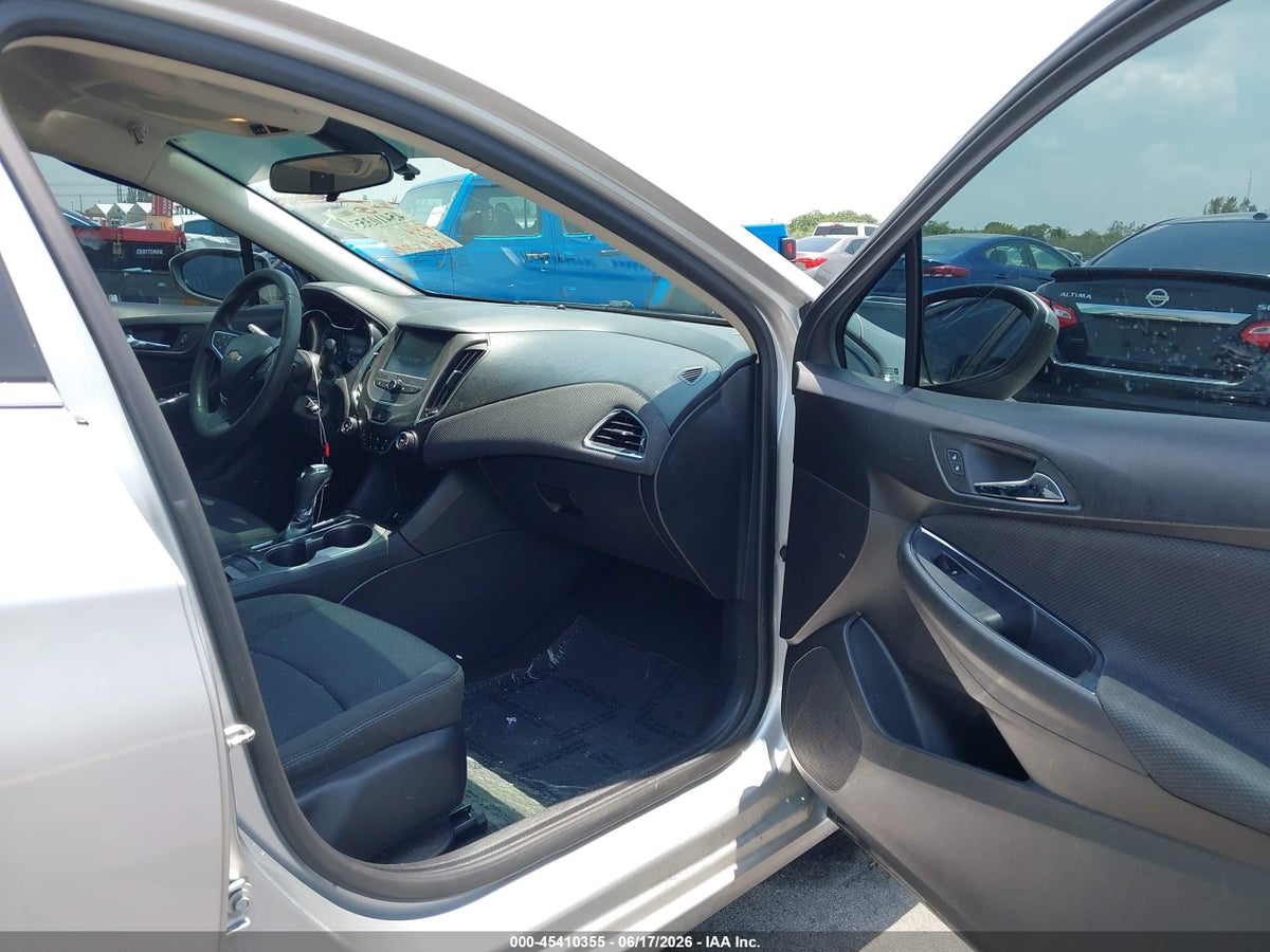 2017 CHEVROLET CRUZE LT AUTO — снимка 5