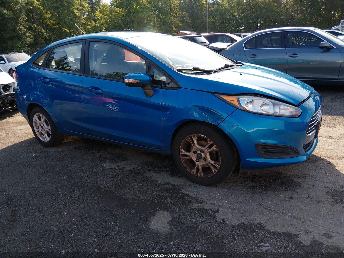 2015 FORD FIESTA SE