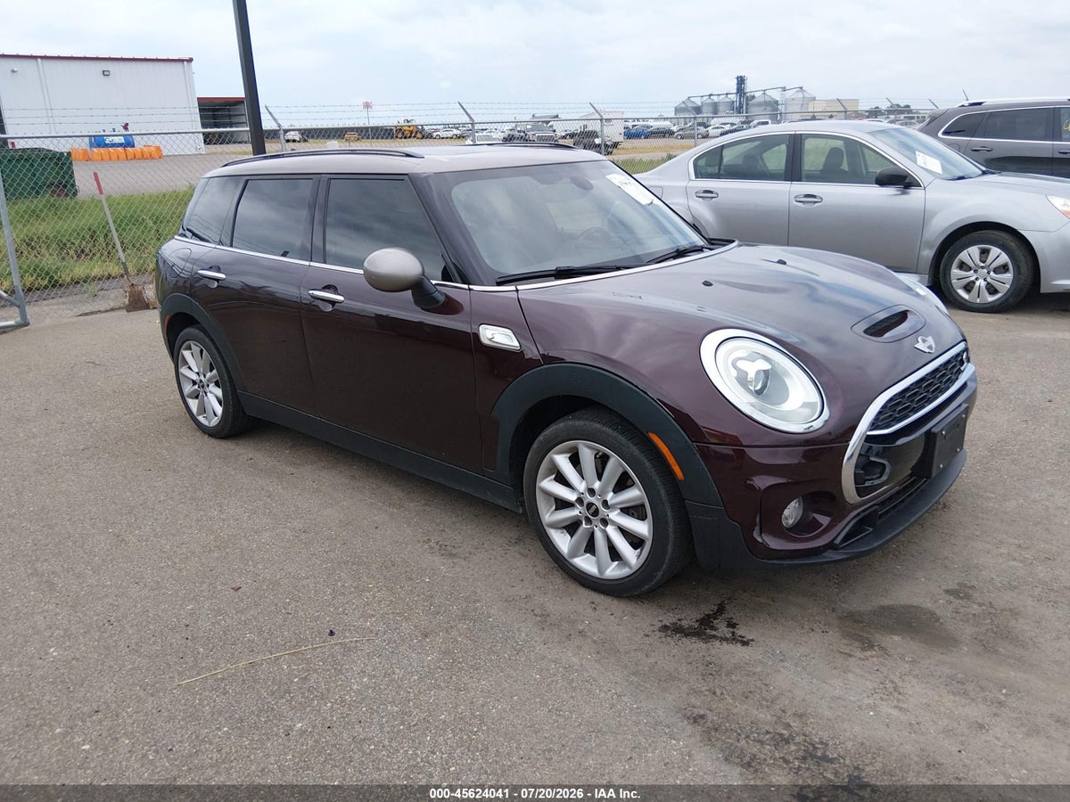 2017 MINI CLUBMAN COOPER S