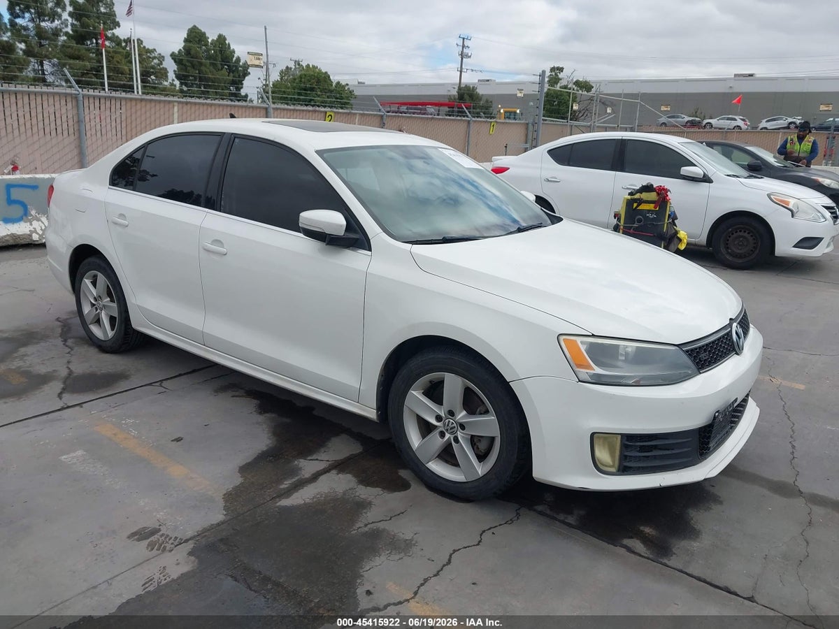 2011 VOLKSWAGEN JETTA 2.0L TDI