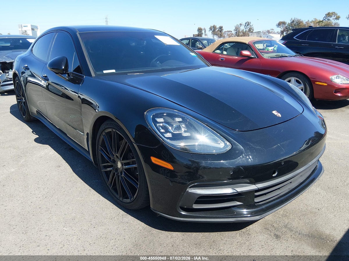2018 PORSCHE PANAMERA 4