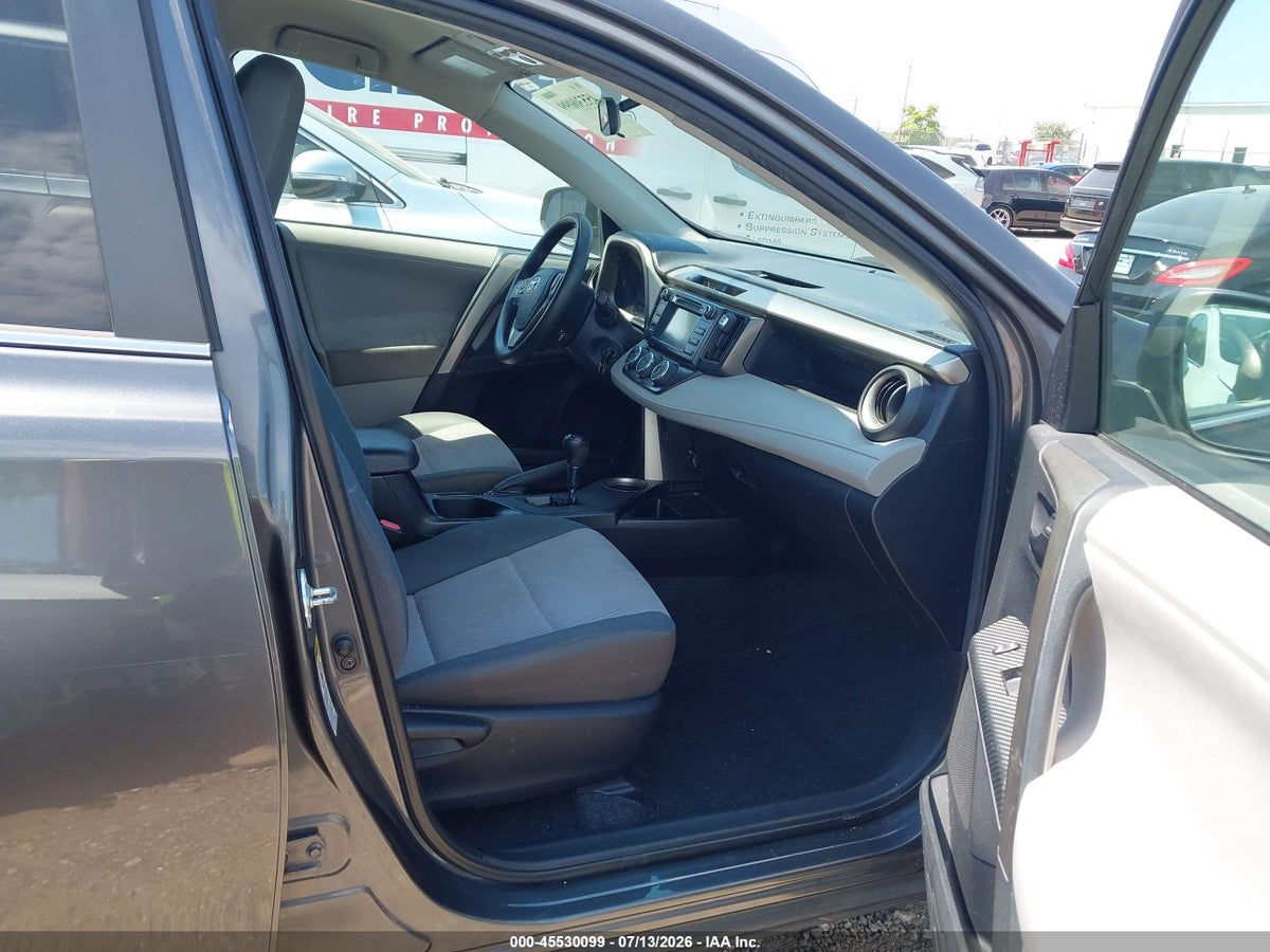 2013 TOYOTA RAV4 LE — снимка 5