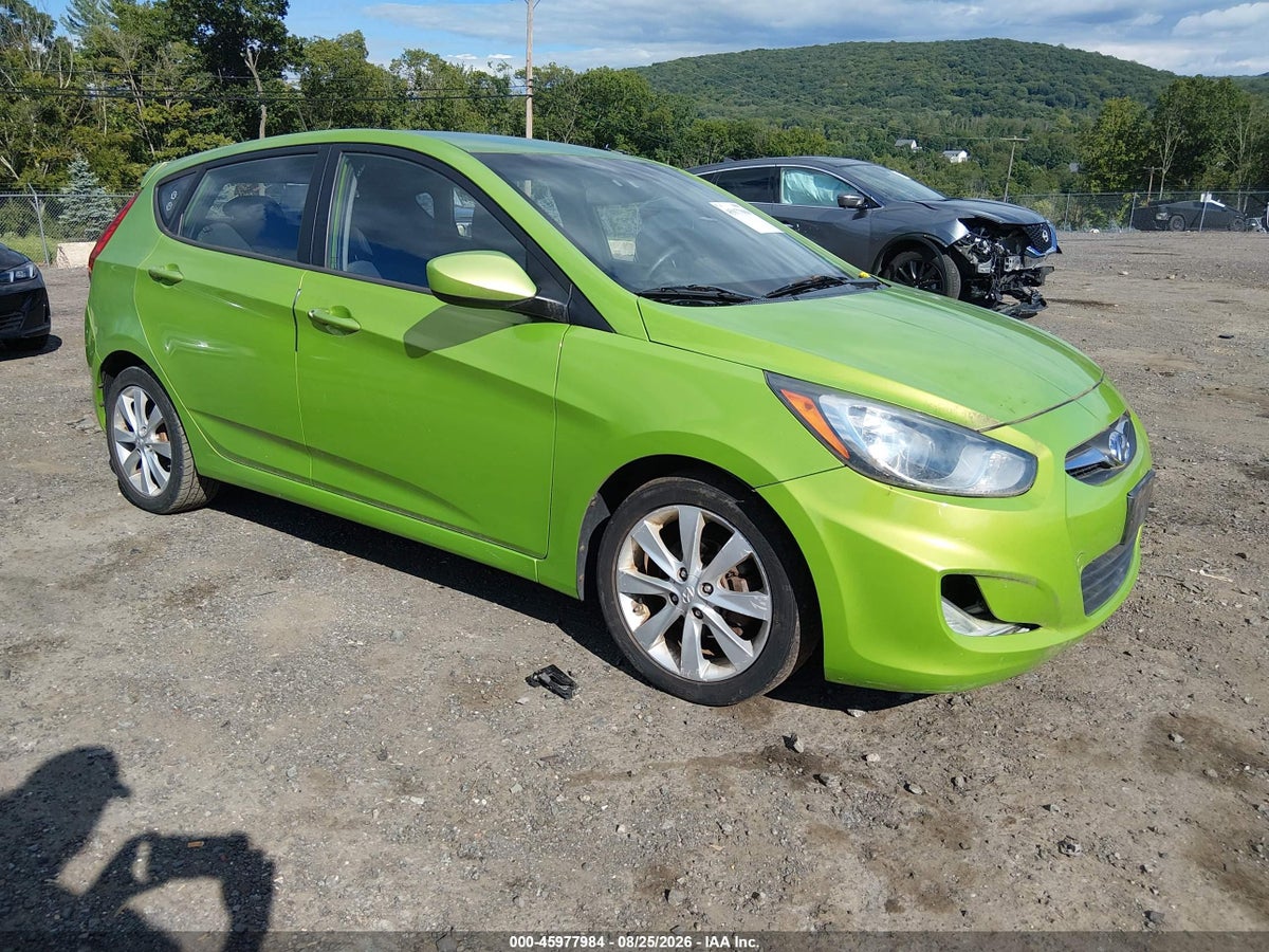 2012 HYUNDAI ACCENT SE