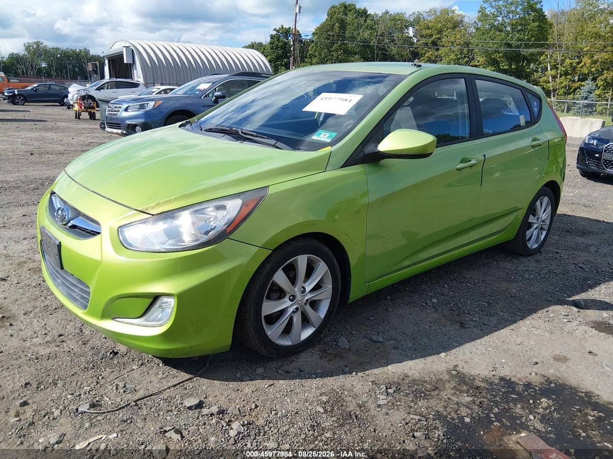 2012 HYUNDAI ACCENT SE — снимка 2