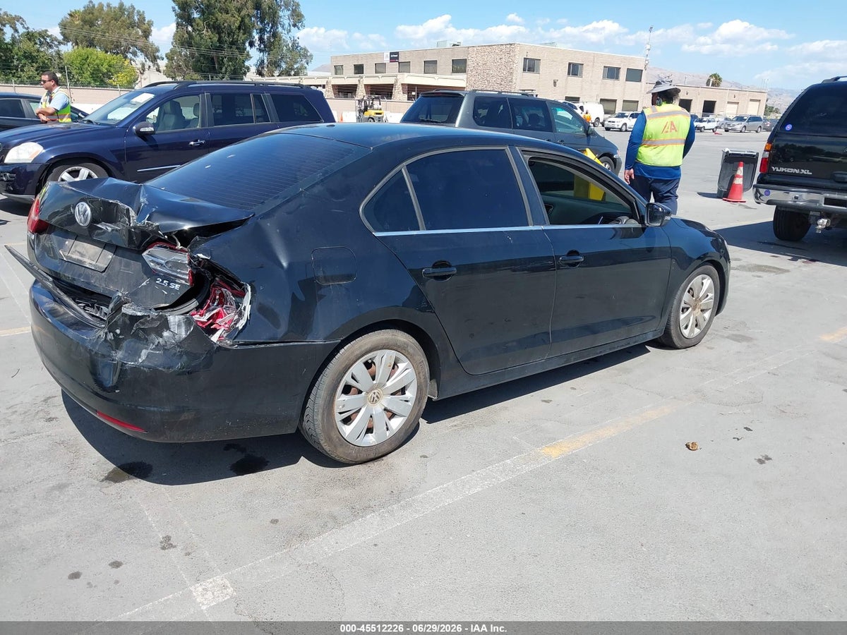 2013 VOLKSWAGEN JETTA 2.5L SE — снимка 4