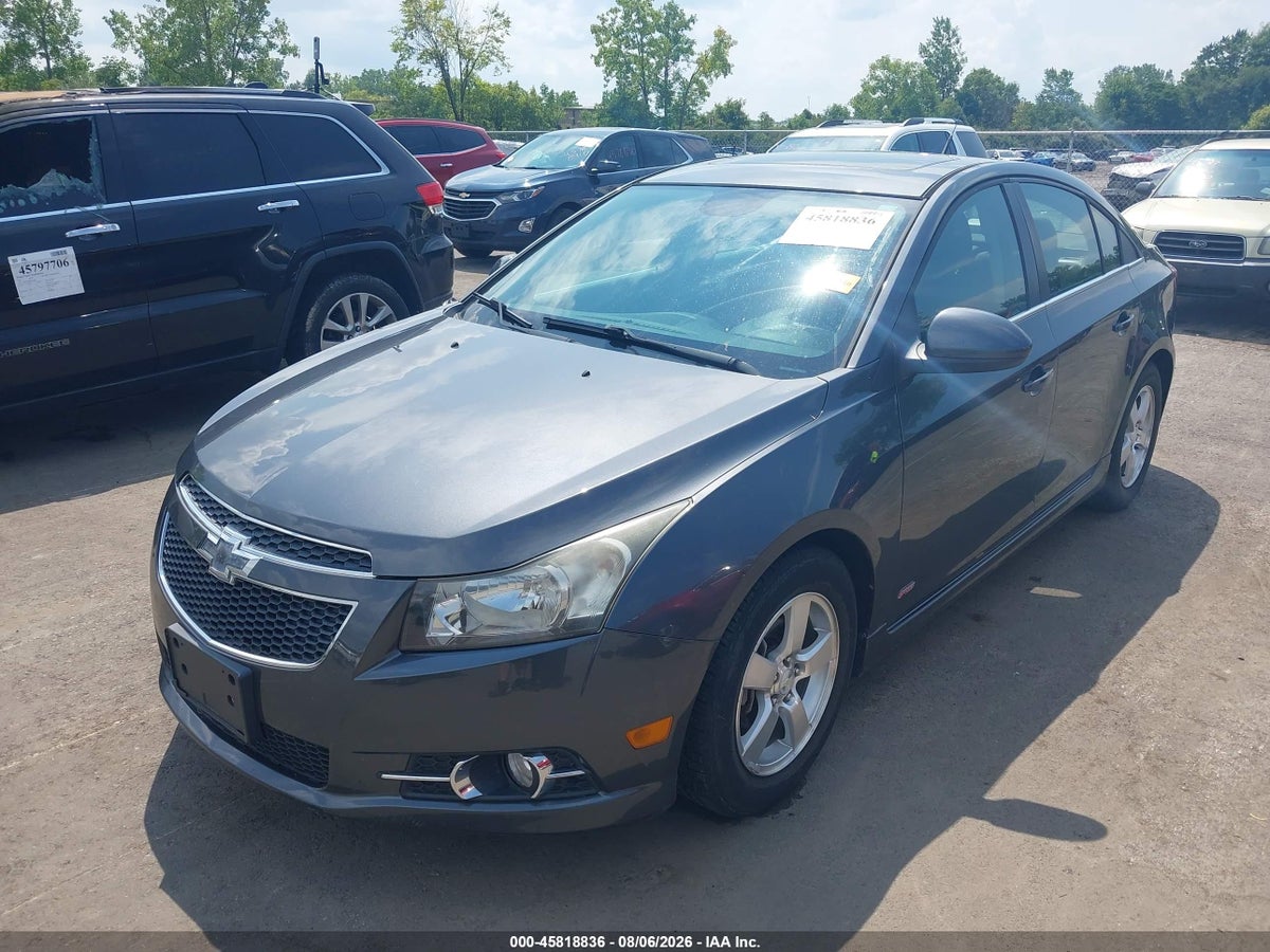 2013 CHEVROLET CRUZE 1LT AUTO — снимка 2