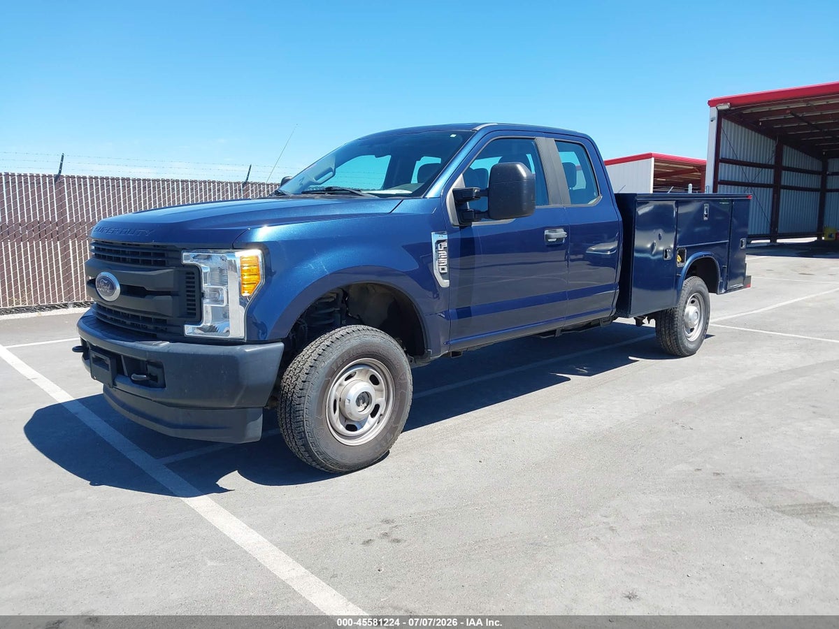 2017 FORD F-250 XL — снимка 2