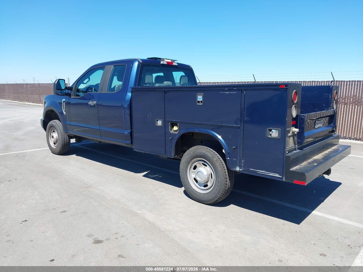 2017 FORD F-250 XL — снимка 3