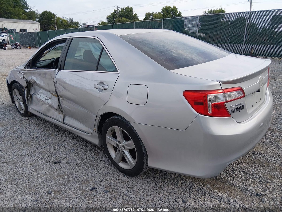 2014 TOYOTA CAMRY SE — снимка 3