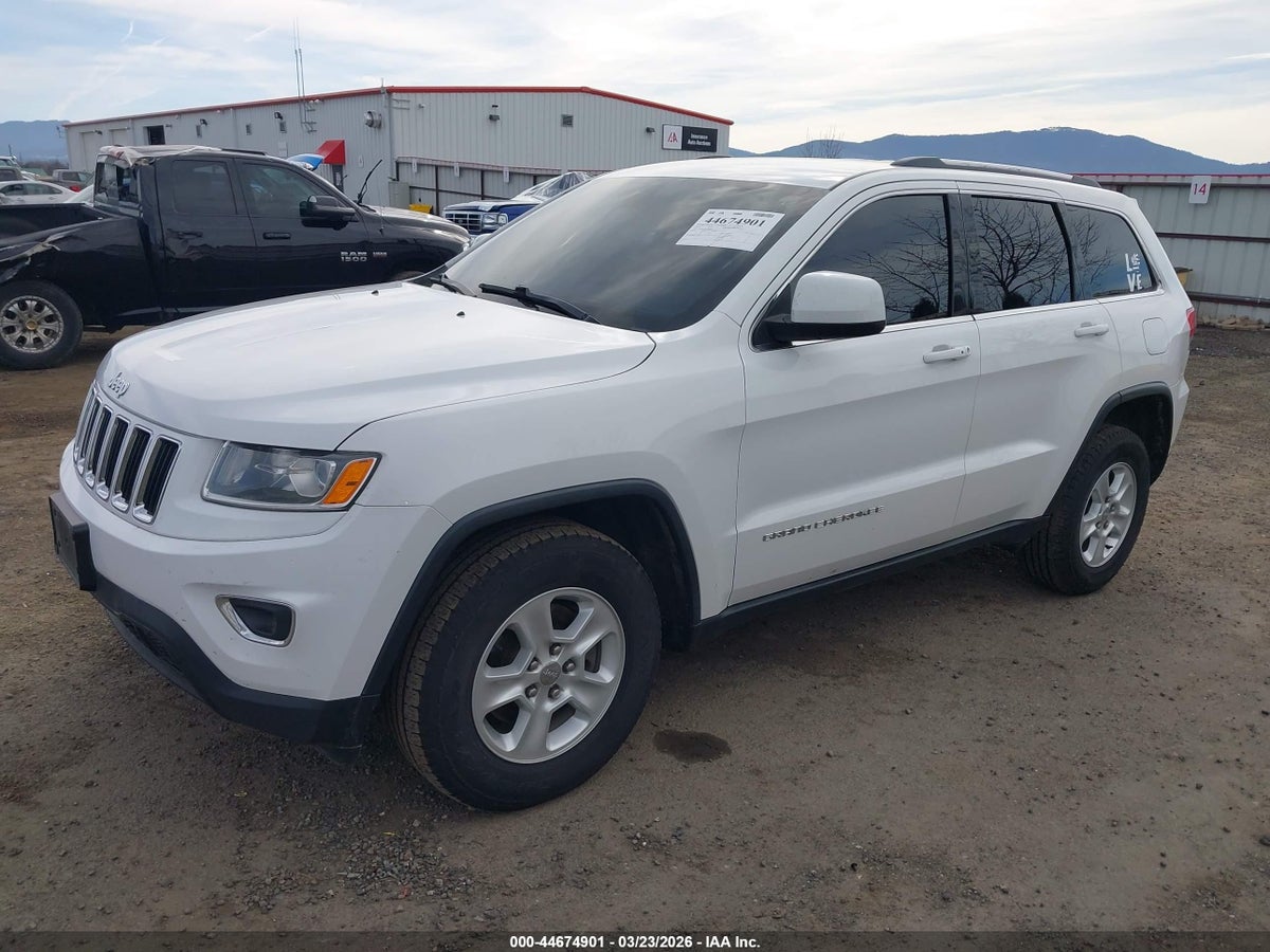 2015 JEEP GRAND CHEROKEE LAREDO — снимка 2