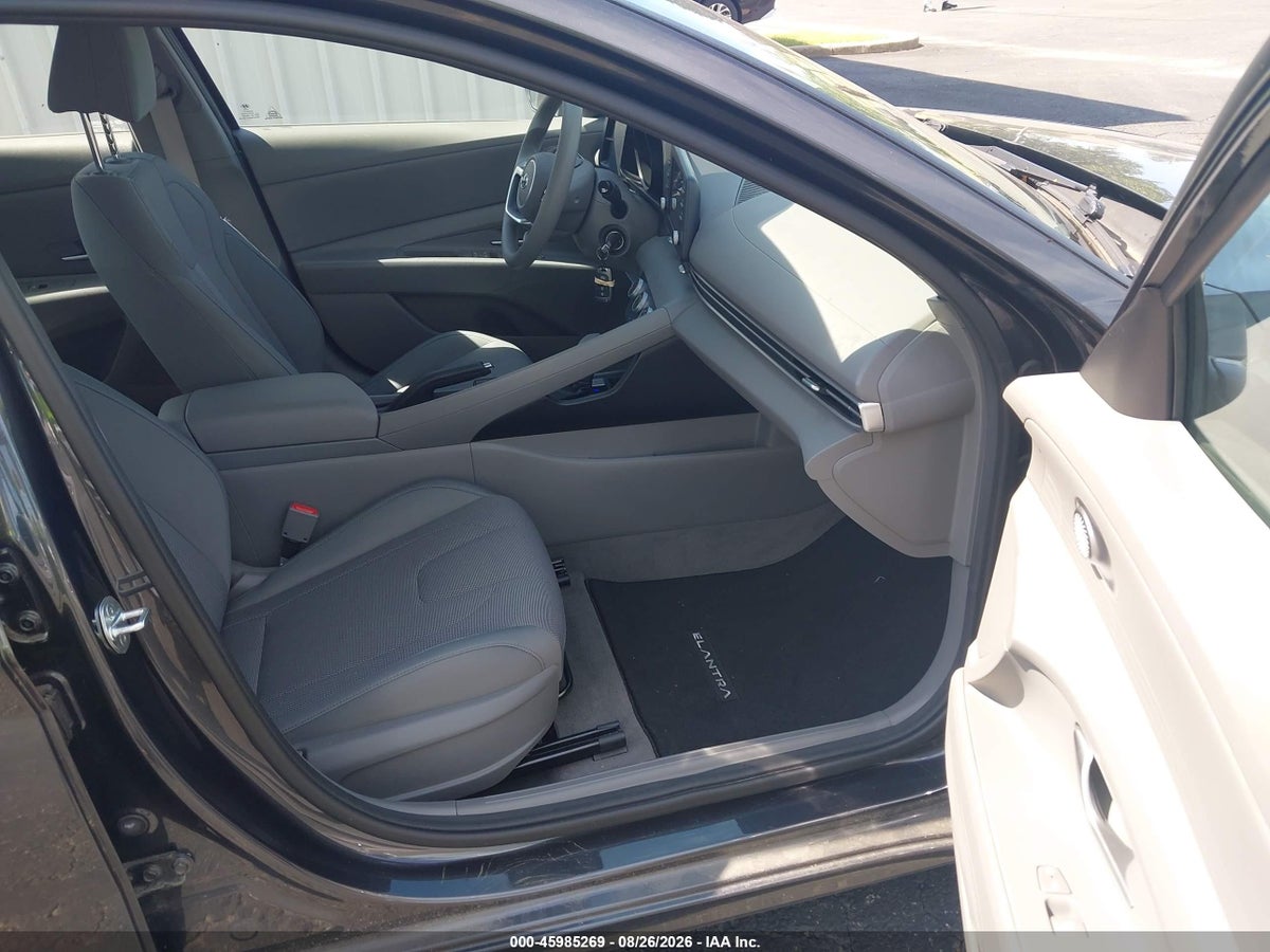 2021 HYUNDAI ELANTRA SE — снимка 5