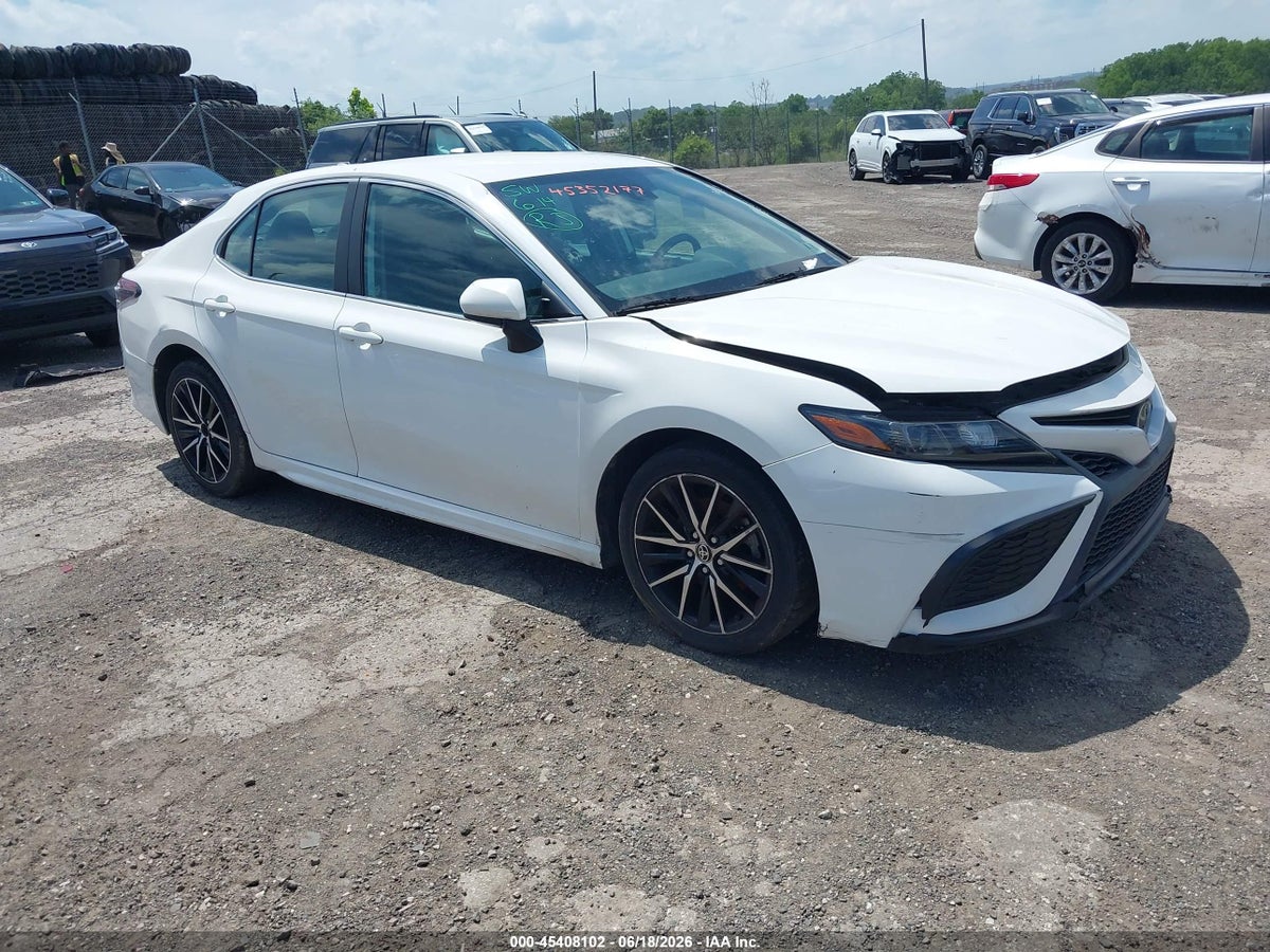 2021 TOYOTA CAMRY SE