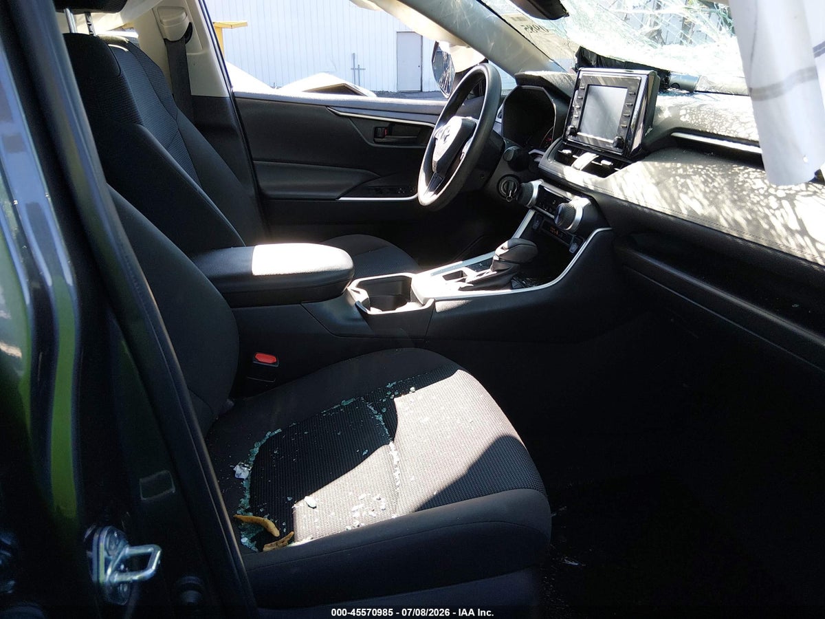 2021 TOYOTA RAV4 LE — снимка 5